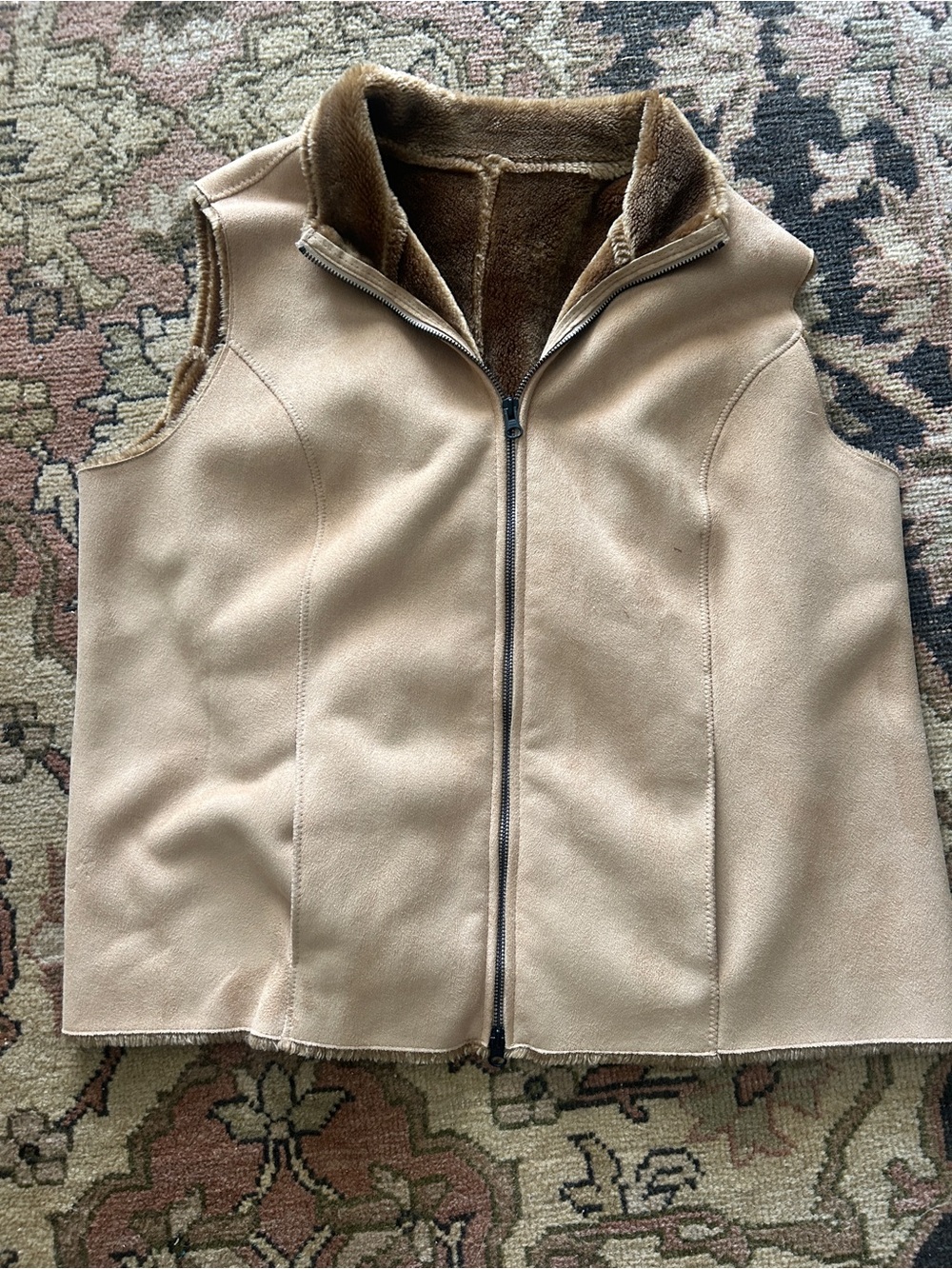 Real Clothes Salon Z Faux Suede Vest in Tan